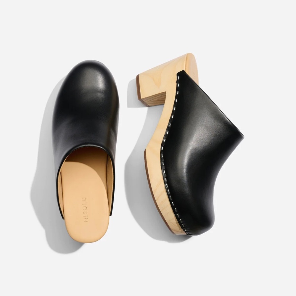 Nisolo All Day Clog Black, Size 7.5. Excellent condition. Worn once.